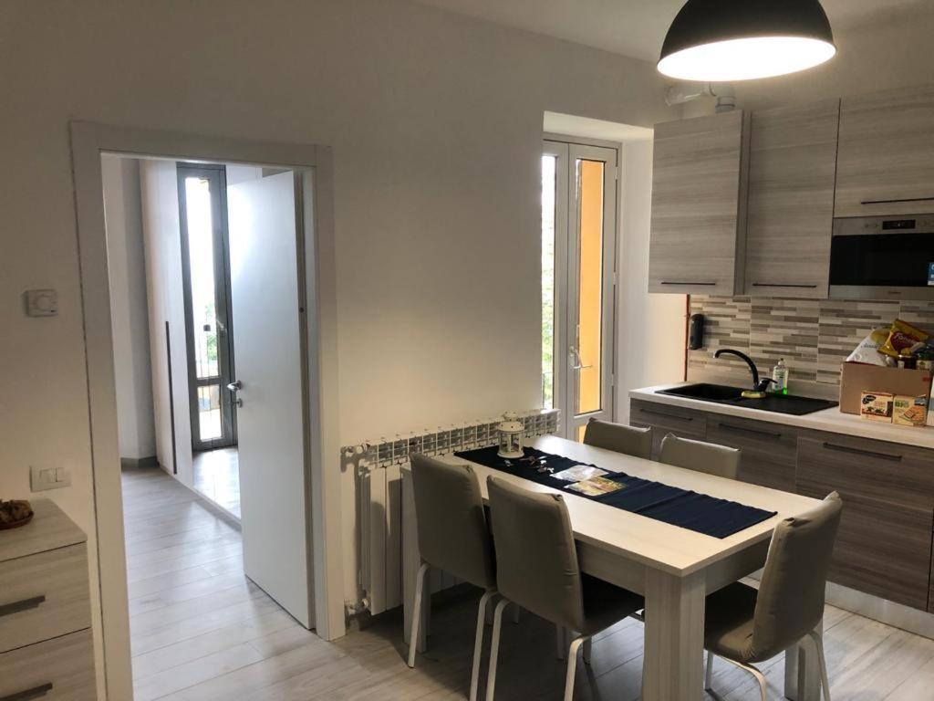 Il Nido Della Fenice Brunate Bagian luar foto